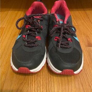 Nike Black and Pink Sneakers for Active Comfort